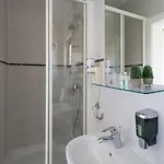 Villa Dane, Private Pool, Near Hula Hula, Free Breakfast - Direct Landlord