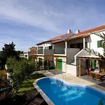Villa Dane, Private Pool, Near Hula Hula, Free Breakfast - Direct Landlord Hvar Town
