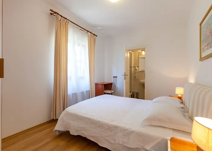 Dane, Private Pool, Near Hula Hula, Free Breakfast - Direct Landlord * חוואר