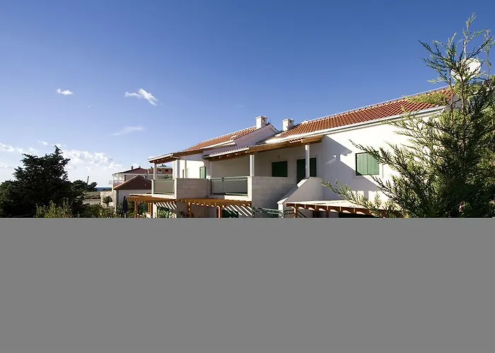 Dane, Private Pool, Near Hula Hula, Free Breakfast - Direct Landlord חוואר