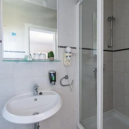 Dane, Private Pool, Near Hula Hula, Free Breakfast - Direct Landlord Villa *