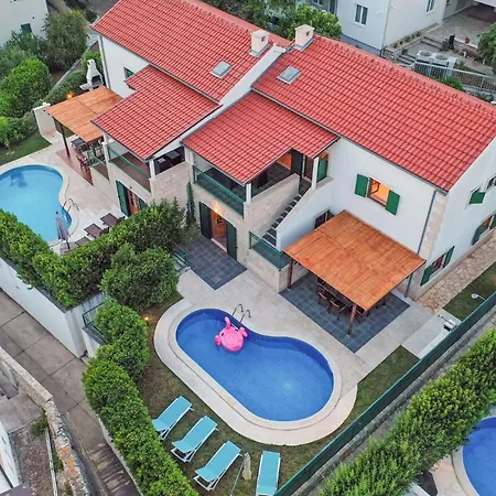 Dane, Private Pool, Near Hula Hula, Free Breakfast - Direct Landlord Villa *