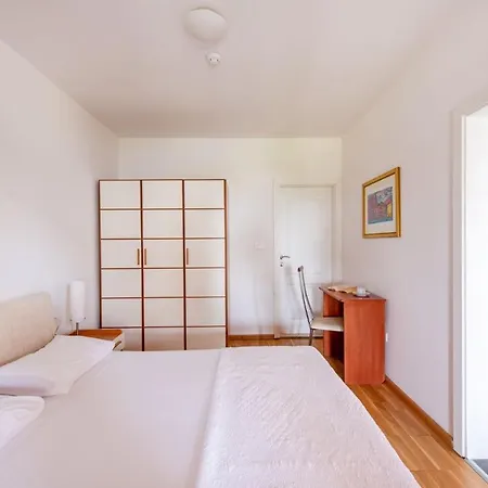 Willa Dane, Private Pool, Near Hula Hula, Free Breakfast - Direct Landlord Hvar Town