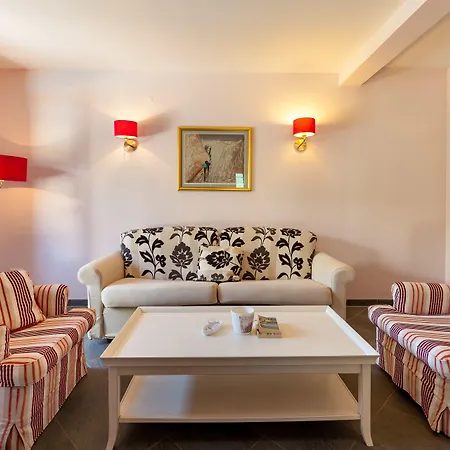 Villa Dane, Private Pool, Near Hula Hula, Free Breakfast - Direct Landlord Hvar Town