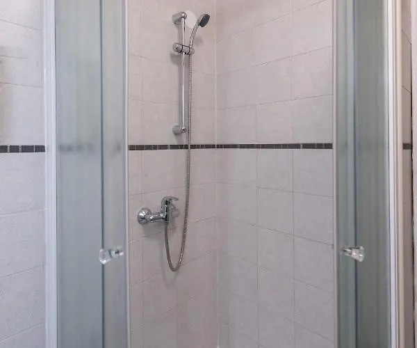 Villa Dane, Private Pool, Near Hula Hula, Free Breakfast - Direct Landlord