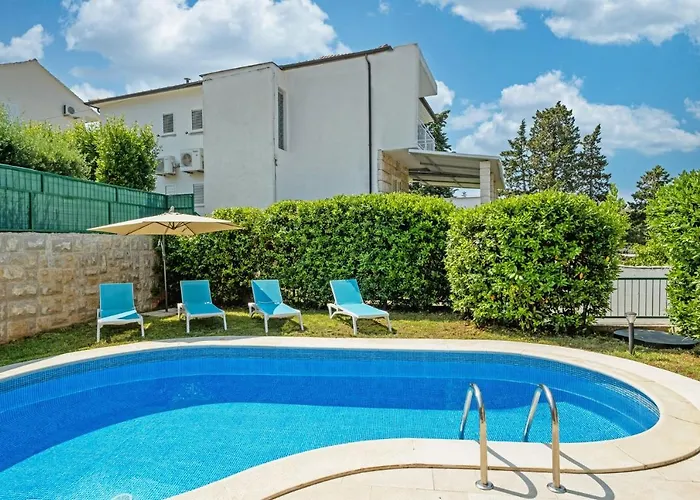 Dane, Private Pool, Near Hula Hula, Free Breakfast - Direct Landlord * Hvar Town