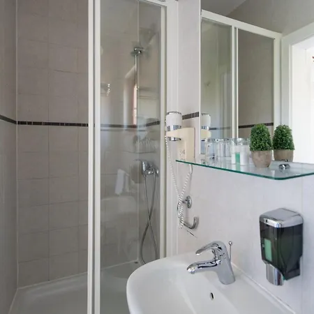 Villa Dane, Private Pool, Near Hula Hula, Free Breakfast - Direct Landlord